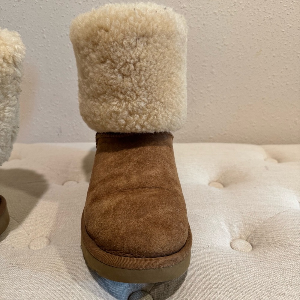 UGG Classic Tall Brown Boots 8 - Picture 12 of 14